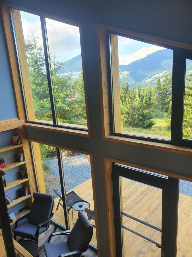 Chaletu La Hambare